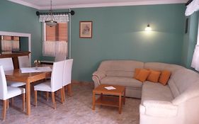 Edina Apartman