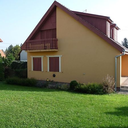 Edina Apartman Zalakaros Szoba fotó