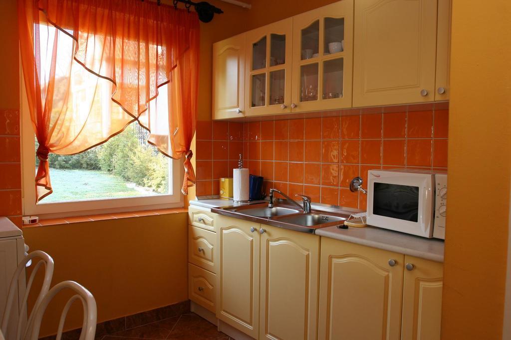 Edina Apartman Zalakaros Szoba fotó